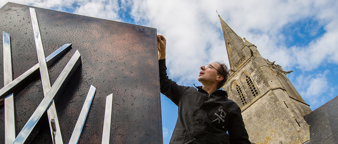 1170x500®Thierry-Houyel-Monu-pose-18